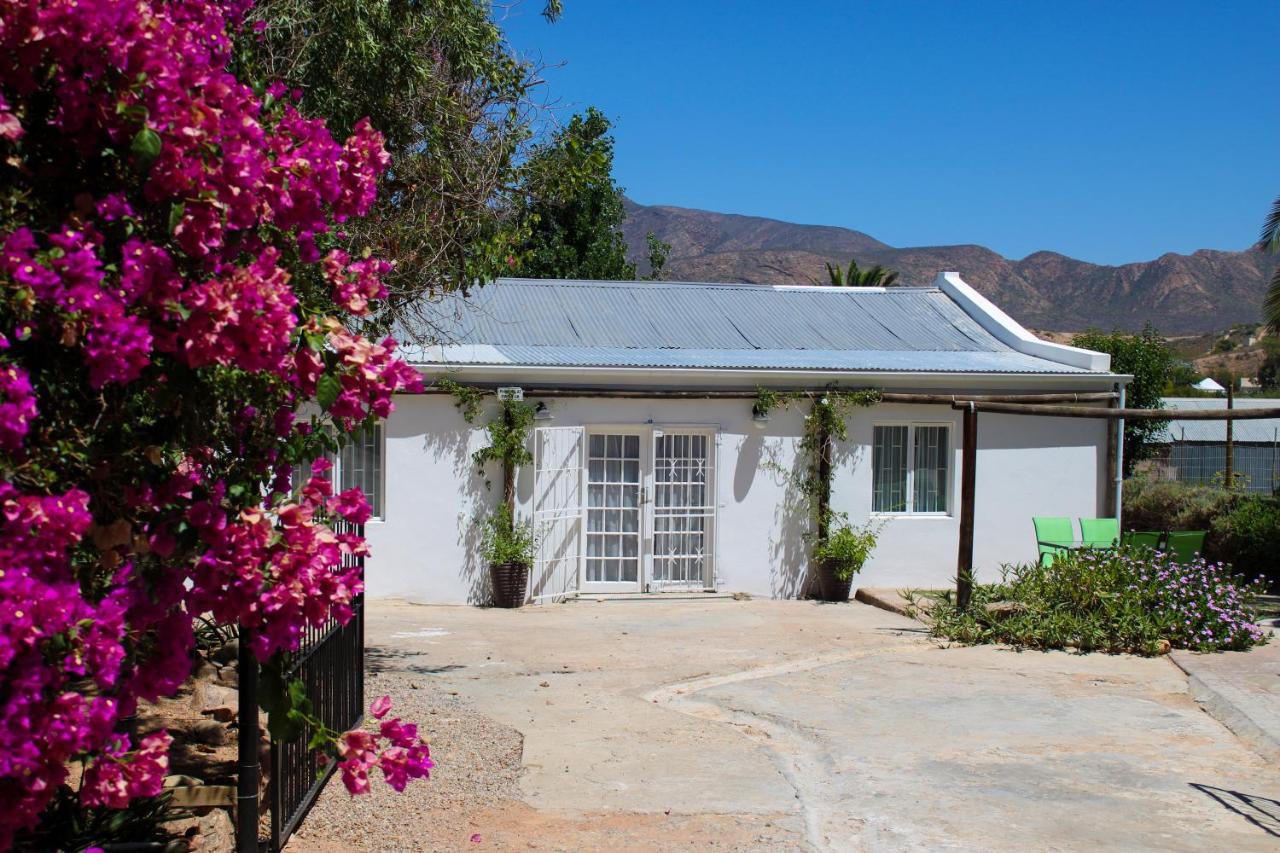 Die Dorpshuis Calitzdorp Exterior photo